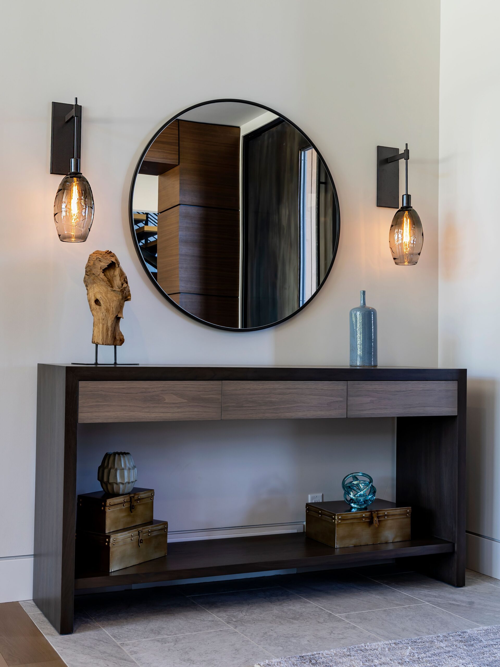 Ellisse Tempo Sconce | Michele King Interior Design, Jon Cook Photography