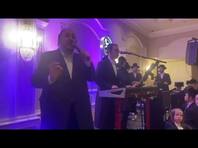 Lipa Schmeltzer, Lev Voices & Shtendig - 2nd Dance - ליפא שמעלצר, מקהלת לב ויוסי שטנדיג בחתונה