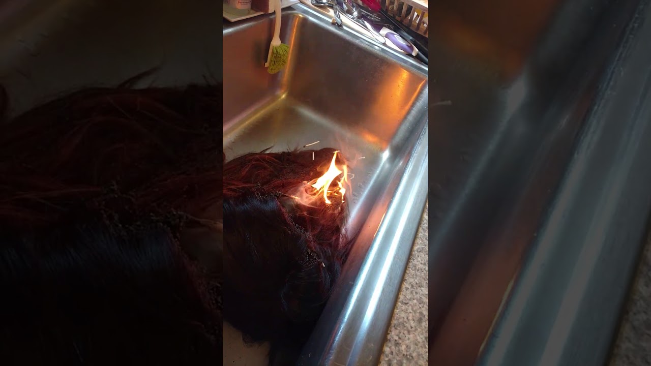 Bat Yisrael Destroying Avodah Zarah Wig/Sheitel