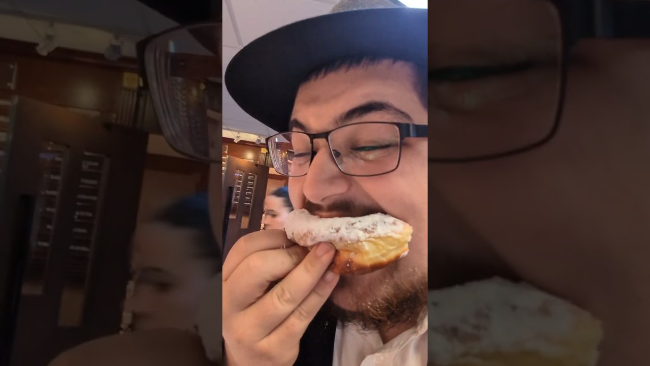 My First Doughnut REVIEW!!! #foodreview #foodtasting #chanukah #doughnut #hanukah #oldman #creami