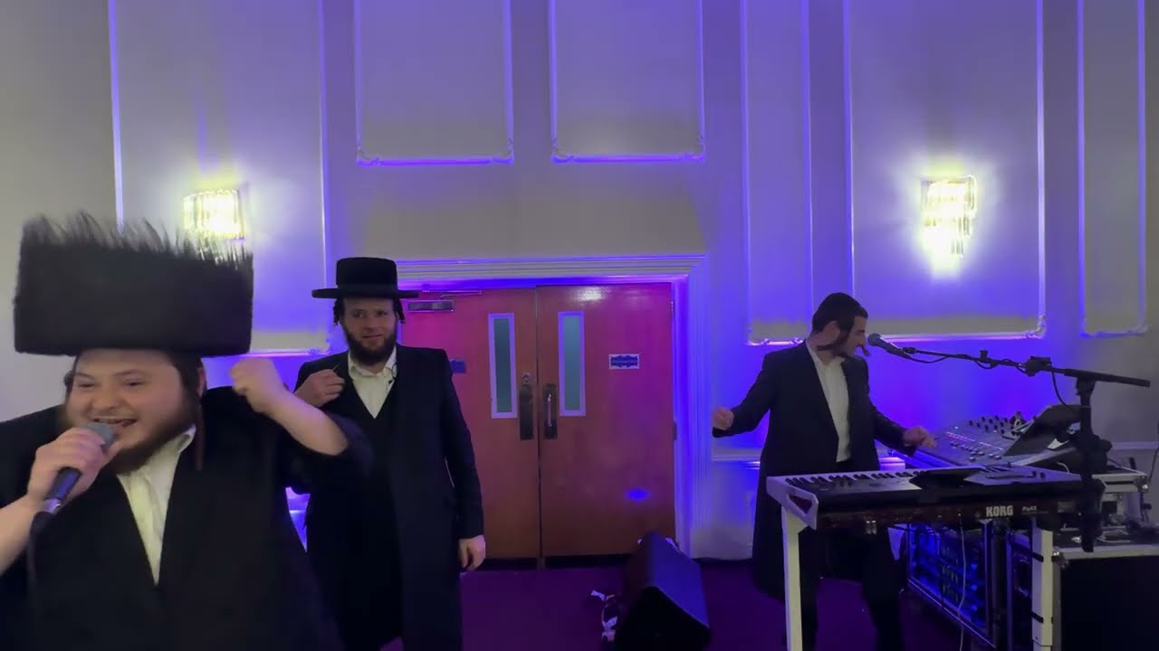 Herzl & Wigder Wedding | Singer Bentzy Weberman | Avrumi Cohn on the keys