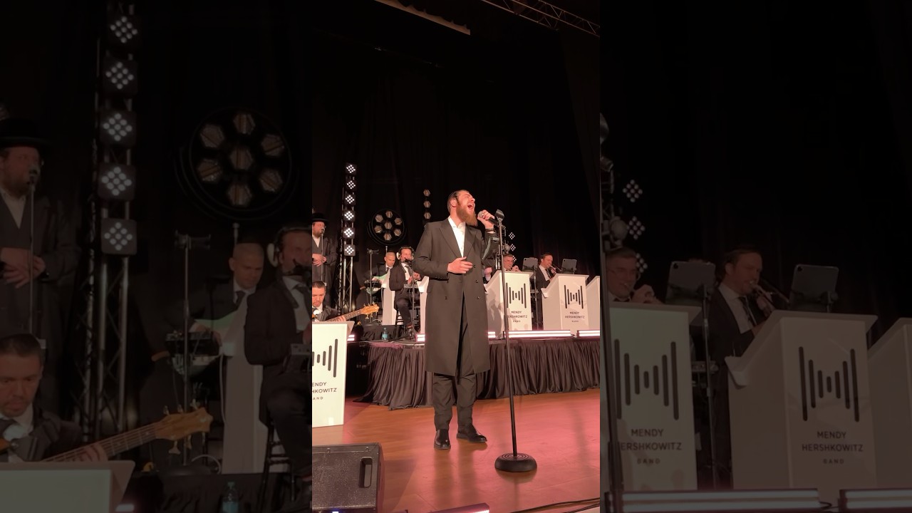 Singing the night away 🌃🎶 #jewishmusic #jewishwedding