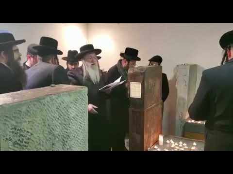 Liminov Rebbe At The Tziyun Of The Ach Pri Tvuah And Tal Chaim In Liska