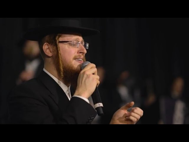 Avrom Mordecha Shwartz Singing At Chanukah Party In Satmer Yeshiva, Shear Dalet