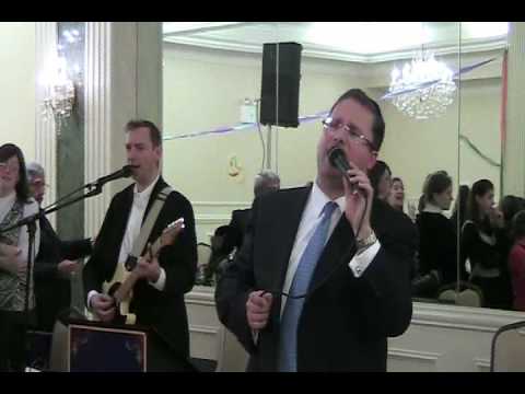 Shloime (And Dovid) Dachs Sing A Kumzits At An A Parent Speaks Event.mp4