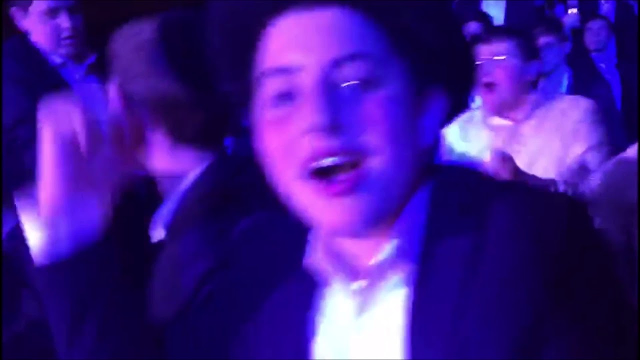 Hundreds of Bochrim Pack Lakewood Kumzits
