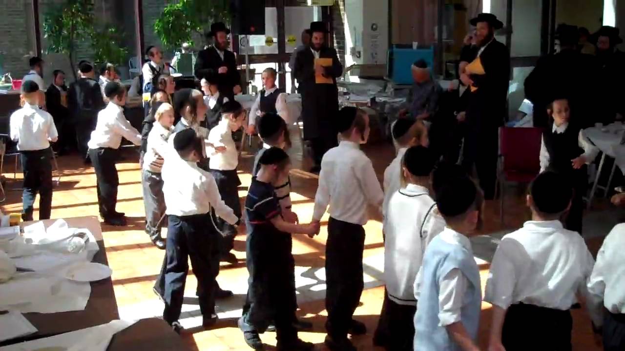 Pupa Children Dancing at the Siyum Mishnayos