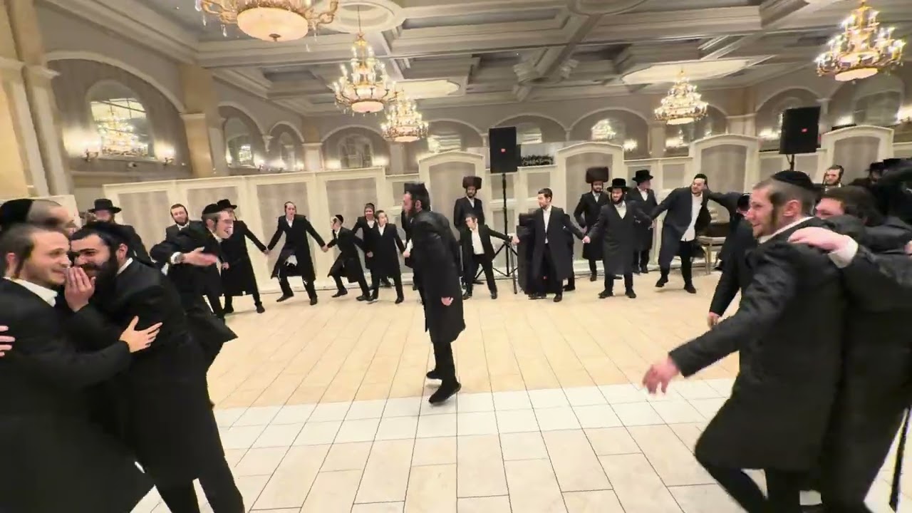 Sruly Korn & Breuer Wedding | Singer Chaim Brown |  Hershy Langsam on the Keys.