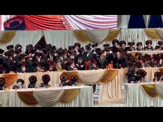Rishon Ltzion Rav Yitschak Yosef And A Gerer Delegation At The Belz Wedding Sivan 5781