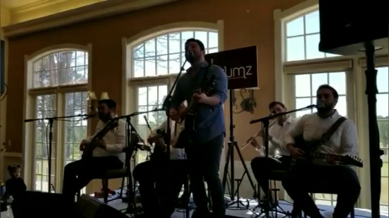 Eli Levine • Strumz | אלי לעוין • סטרומז