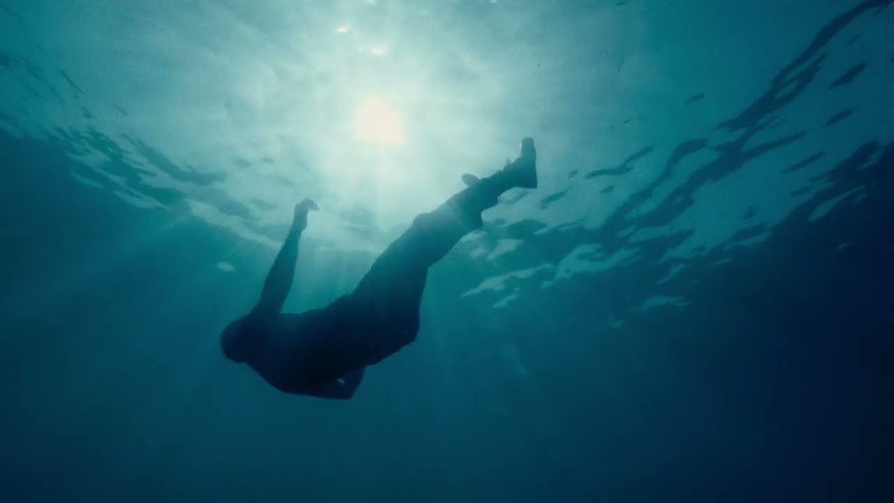 EiTAN - GIANTS (Official Video)