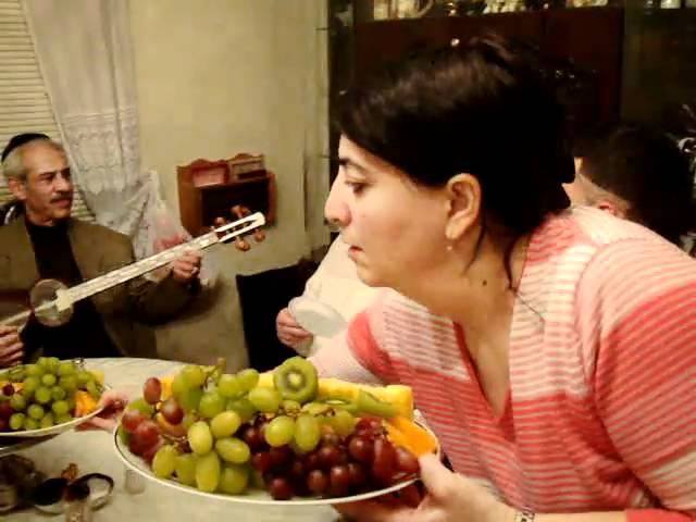 Purim 2010 with the Family .wmv