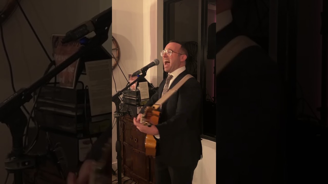Great kumzitz!!! Pischu Li - Baruch Chait #jewishsong #cover #jewishsinger