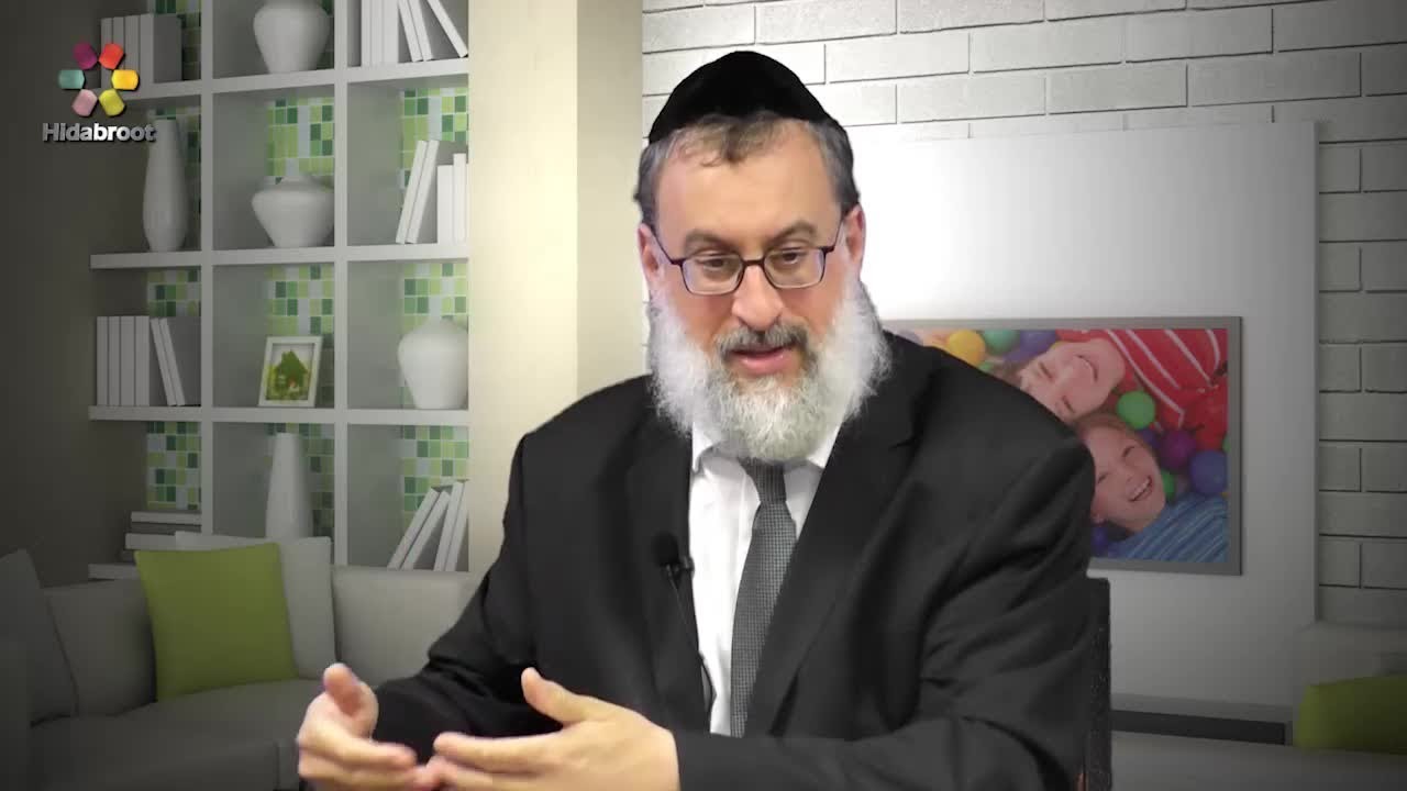 Putting the Past Behind You and the Importance of Introspection - Rabbi Daniel Schonbuch