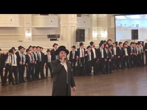 KING DUVID FEDER OWNING A CROWD!!Gorgeous singing!! Must watch/listen!! @duvidfedermusic  subscribe