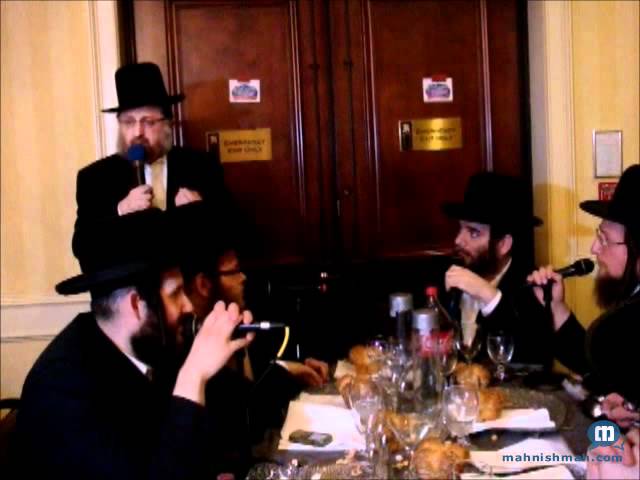 Hamezamrim Singing Birkas Hachodesh From Yossle Rosenblatt