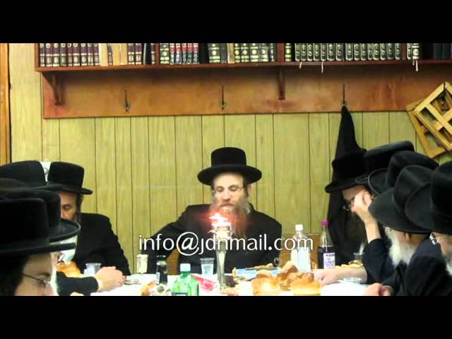 Kosov Rebbe Conducting Yahrtzeit Tish For the Leket Oni Tamuz 5772