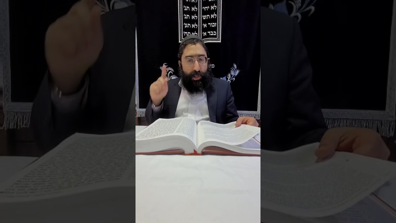 Torah Minute by Rabbi Bakshi: Commanded to Love G-D? Here's how!