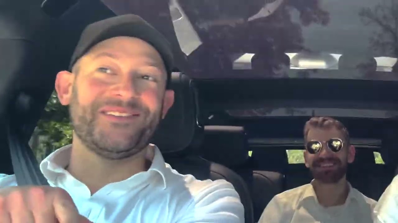 Dovi Neuburger X Aryeh Kunstler Carpool Kareoke