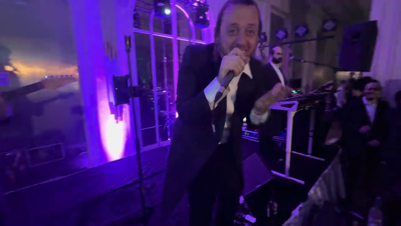 Teitelbaum & Groiz Wedding with Shmuel Hersh Miller on the keys | Singer Sruly green
