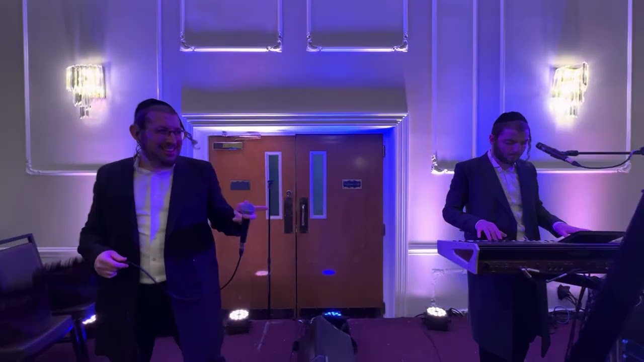 Surkis & Weiss Wedding | Singer Kalmy Schwartz | Leibish Posen on the keys