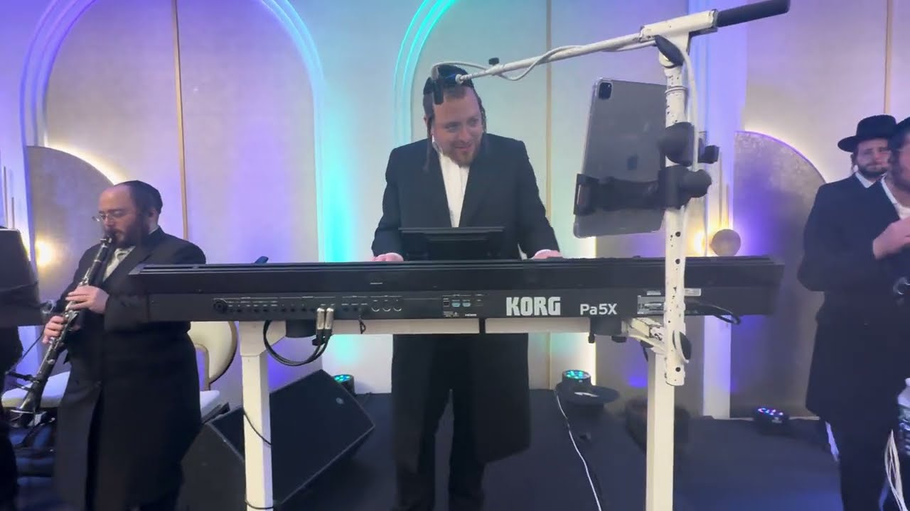 Rabinowitz & Adler Wedding | Singer Kalmy Schwartz and Shira Choir | A Sruly Singer Production
