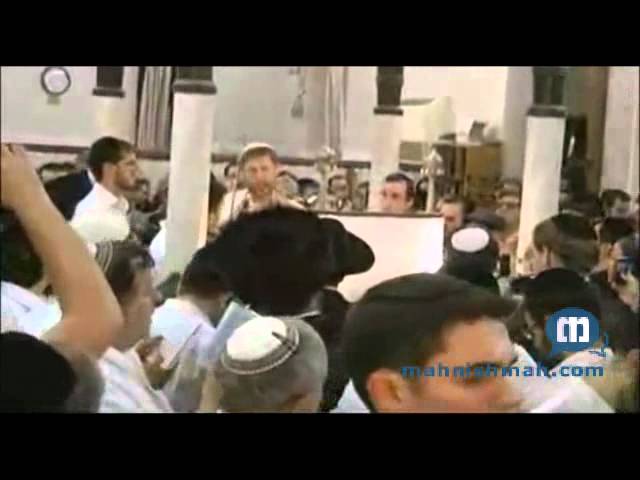 Carlibach Slichot With Yitzchok Meir in Israel