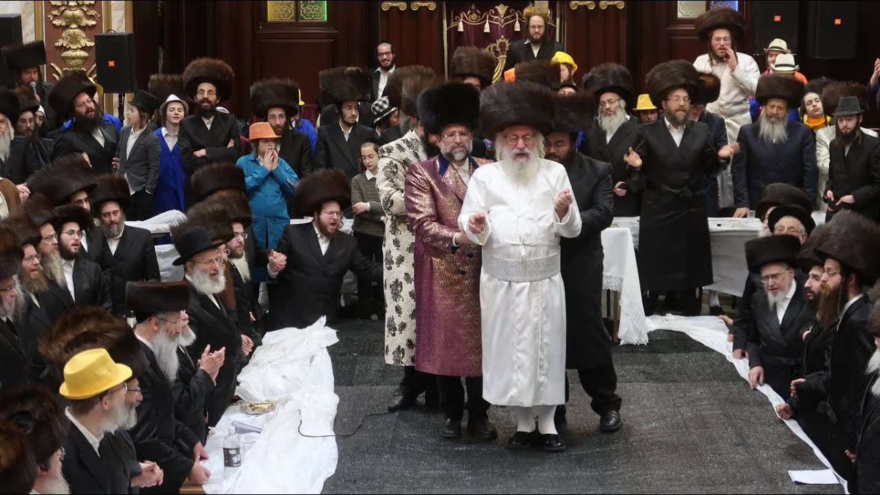 פורים ביי האדמו''ר מ'וויען