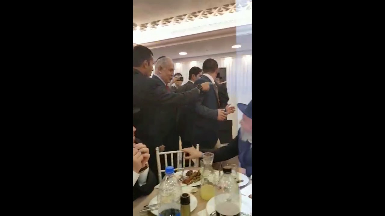 Bibi Arrives At Porush Sheva Brachos To 'L'Vinyamin Omar'