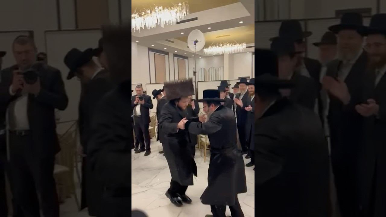 Skulen Lakewood Rebbe Dances at a Sheva Brachos | האדמו”ר מסקולען לייקווד בריקוד בשבע ברכות