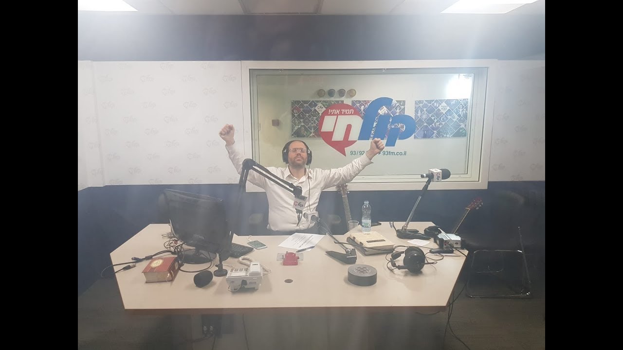 צפו: מוצ"ש חי עם אהרן רזאל