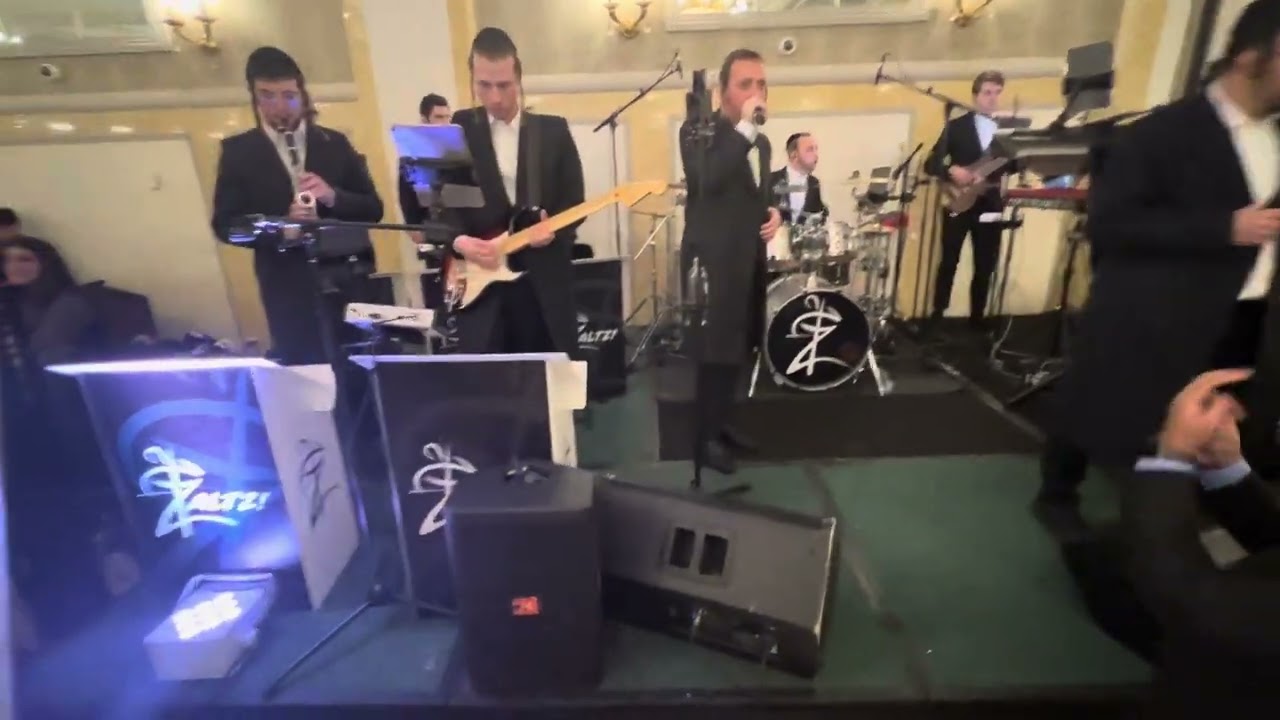 Beautiful Yiddishe Wedding | Singers Lipa Schmeltzer & Sruly Green | 🎹 A Zaltz Band Production.