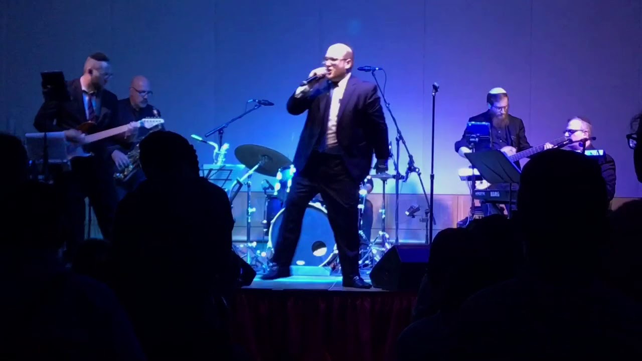 NACHAS - Ivri Anochi - in concert