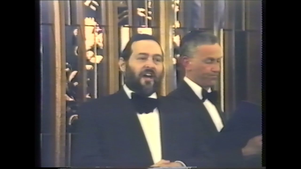 Cantor Benjamin Muller  - Havdalah (Zilberts)