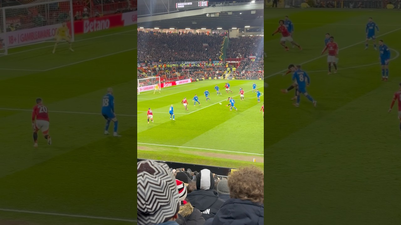Close call Martinez almost scores #uefaeuropaleague #manutd #martinez #closecall