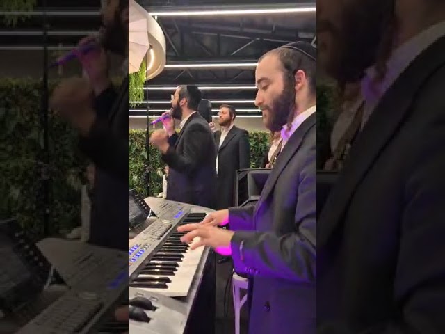 מוטי רוזנפלד 🎹 שרוליק קלצקין 🎤 #יא די דיי 🔥🎶