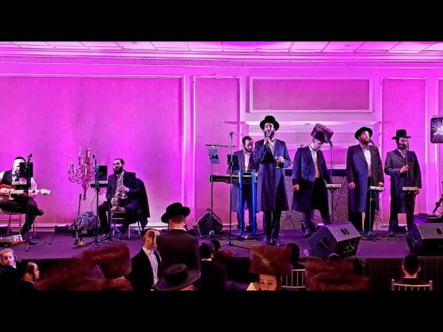 Beri Weber & Zemiros Choir - Wedding Highlights בערי וובר בחתונה עם מקהלת זמירות