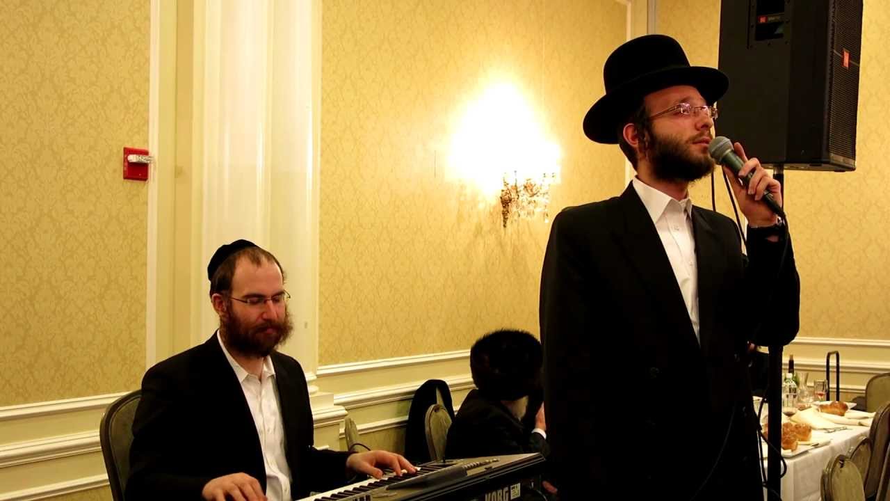 Menachem Moskowitz Singing B'Shuu from Shweky, Music by Yanky Briskman