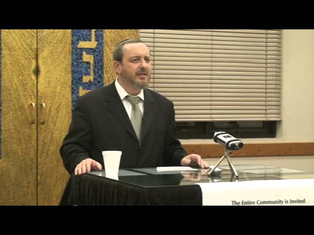 Rabbi Menachem Nissel speaking on "The Keys to Happiness"