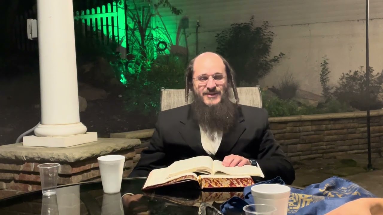 “Yeshiva Bacherim lighting” Mishnah Berurah 263 Rabbi Yosef Halpert