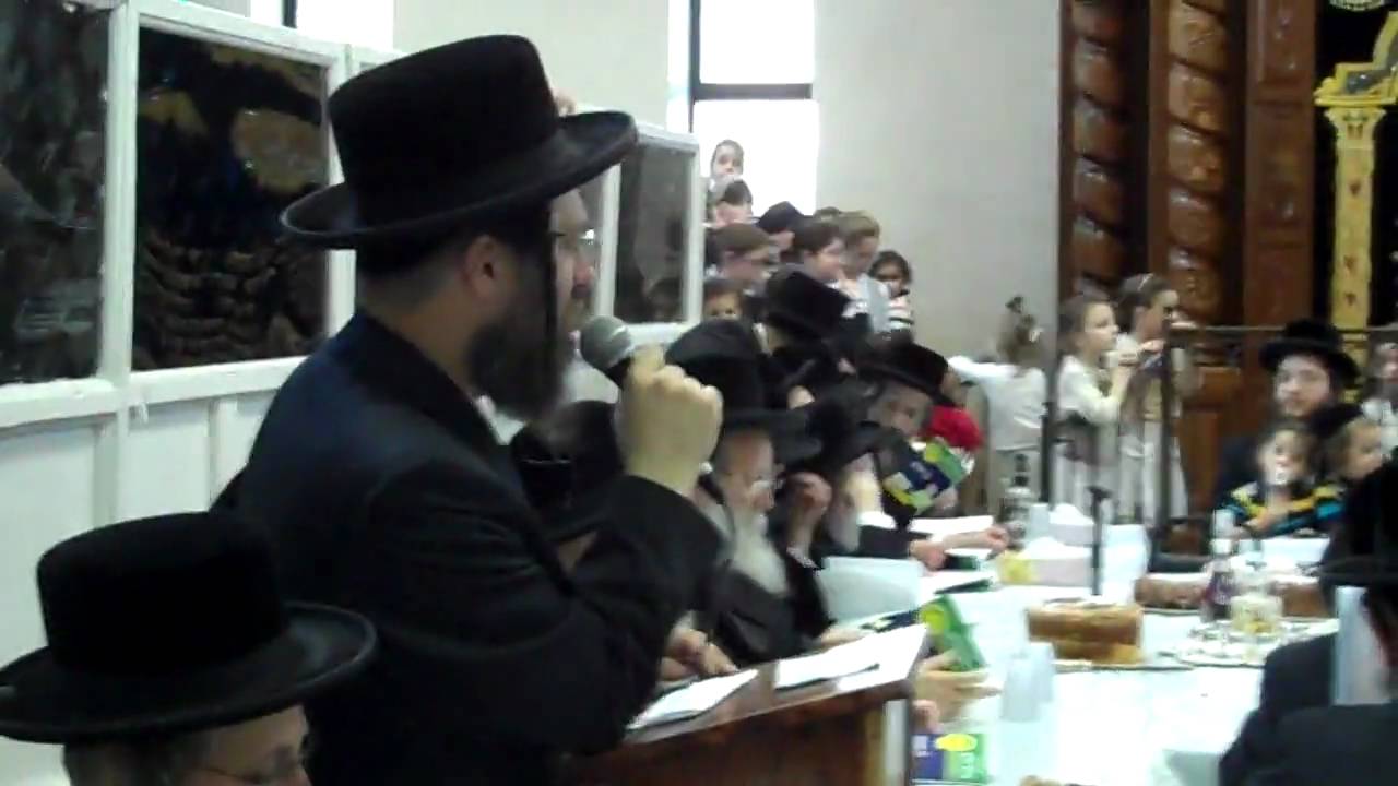 Chumash Seudah at Darchei Chaim 1