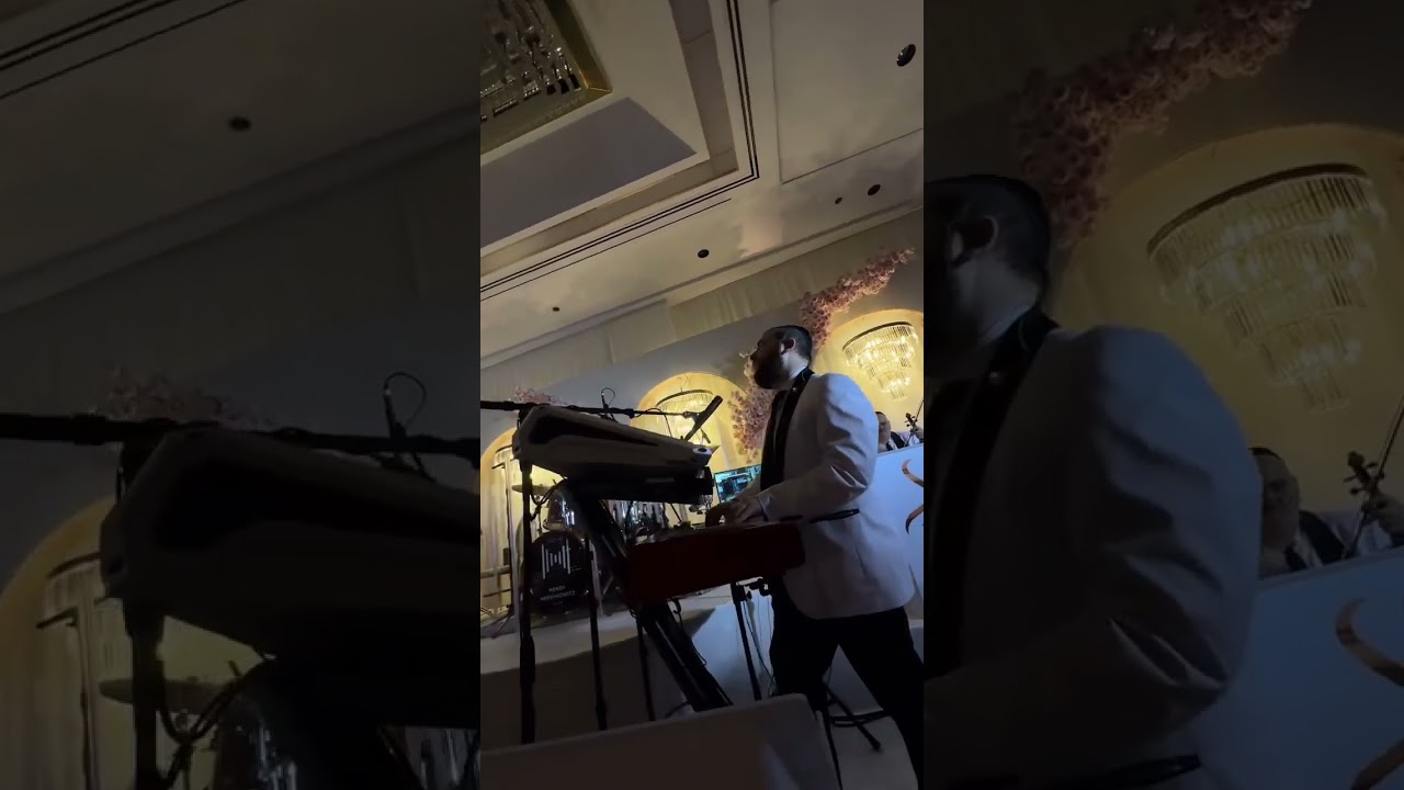 Shulem Lemmer with Mendy Hershkowitz Band