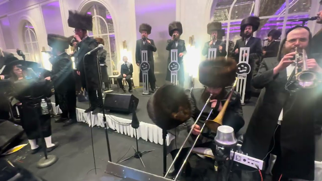 Kretshnif | Stein & Rosenbaum Wedding | Singer Kalmy Schwartz and Eli Weiss and Shira Choir