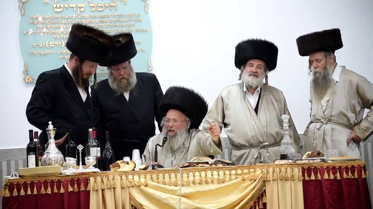 Purim 5776 In Pinsk Karlin