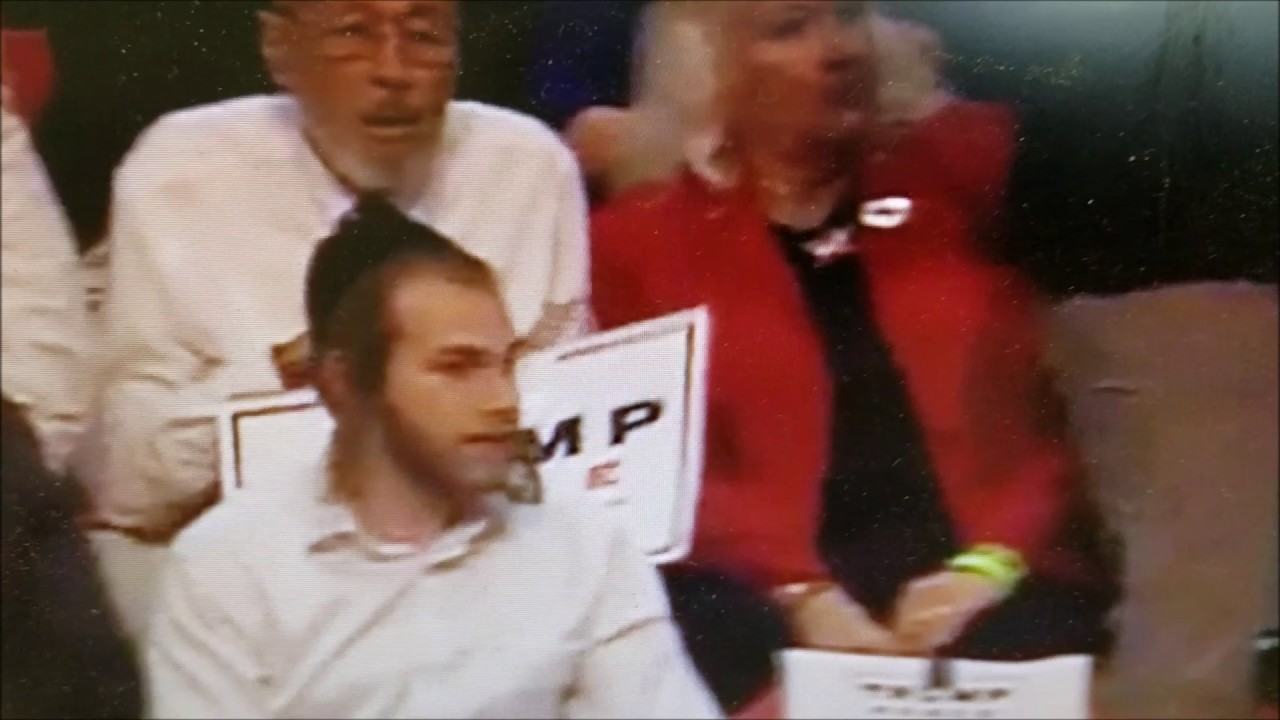 NY Chassidim Invited To Trump Rally - Seated Right Behind Him