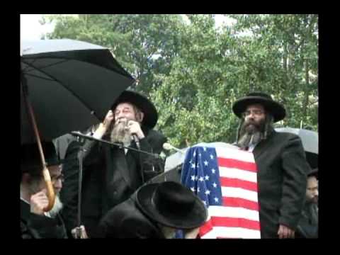 Rabbi Meir Tudors Silber at Anti-Zionist Protest in Washington DC 1
