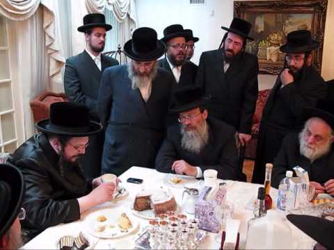 Rabbi Aharon Mordechai Rokeach Visits Boro Park