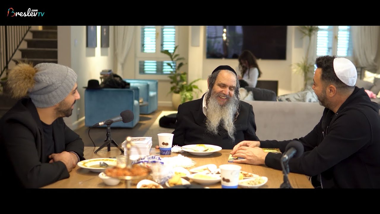 ליאור נרקיס ומאור אדרי עם הרב שלום ארוש