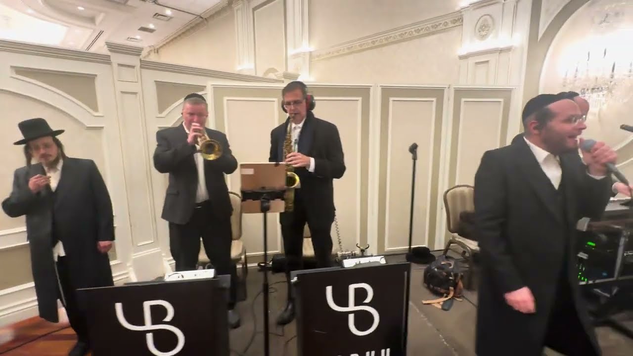 Benzion Wabberman & Yanky Briskman Hit Second Dance