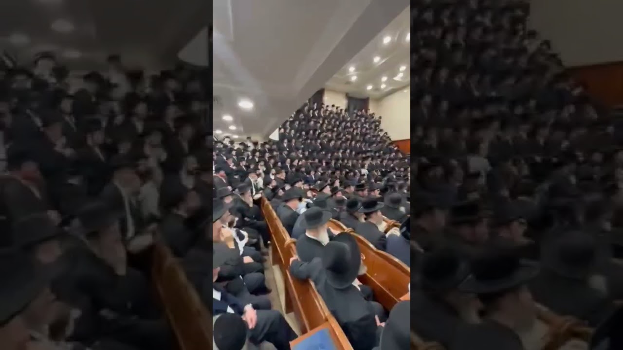 First Night Chanukah 5782 With Sadigura Rebbe